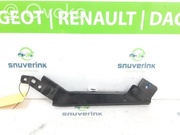 Renault Megane E-Tech Front bumper mounting bracket 