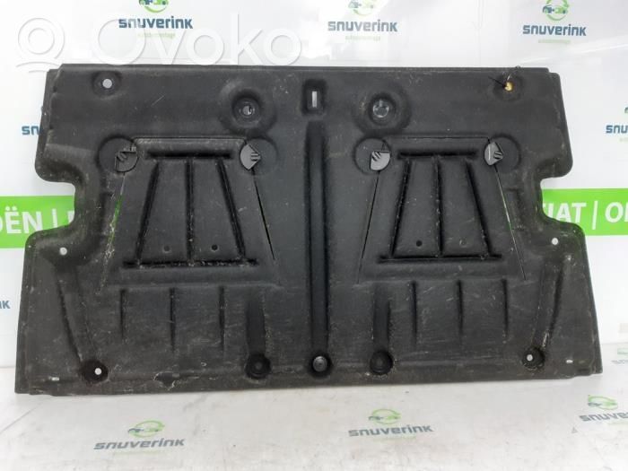 Placa protectora/protector antisalpicaduras motor   555822010R,748181053R,748181053R