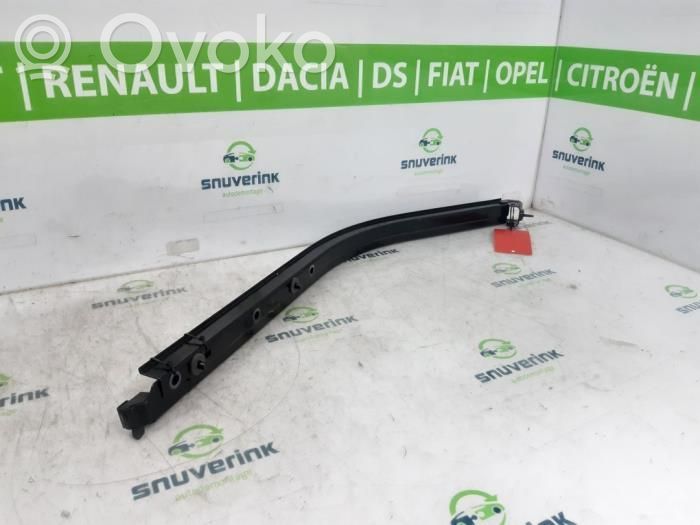 Citroen Berlingo Guía inferior de puerta corredera