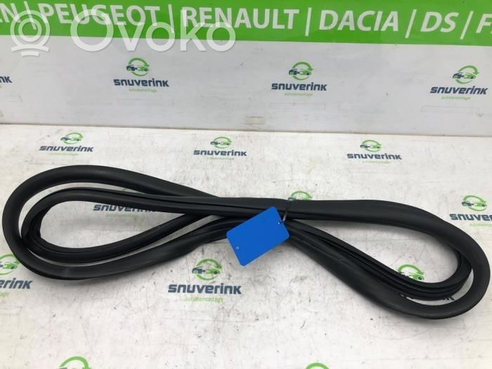 Peugeot Partner III Uszczelka drzwi 