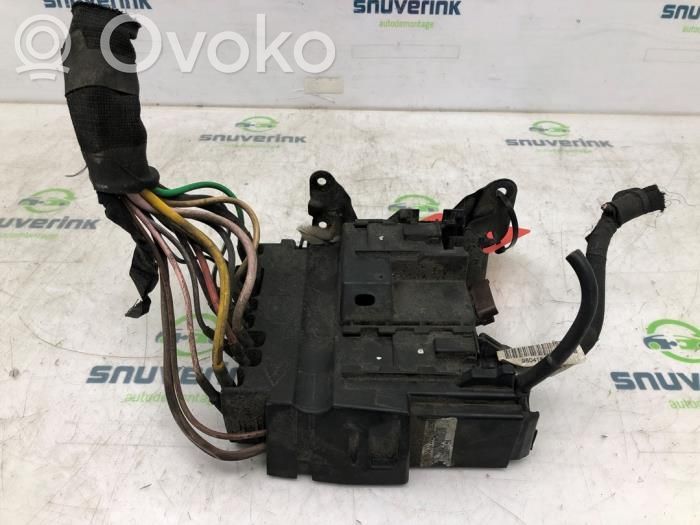 Module de Boîte à Fusibles de Batterie Citroen C4 Picasso 1.6 1.8 2.0