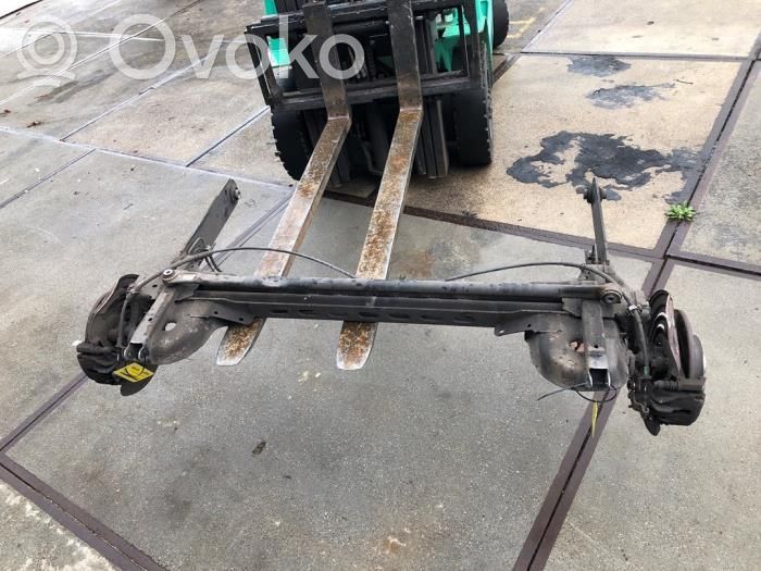Renault Trafic III (X82) Eje trasero 
