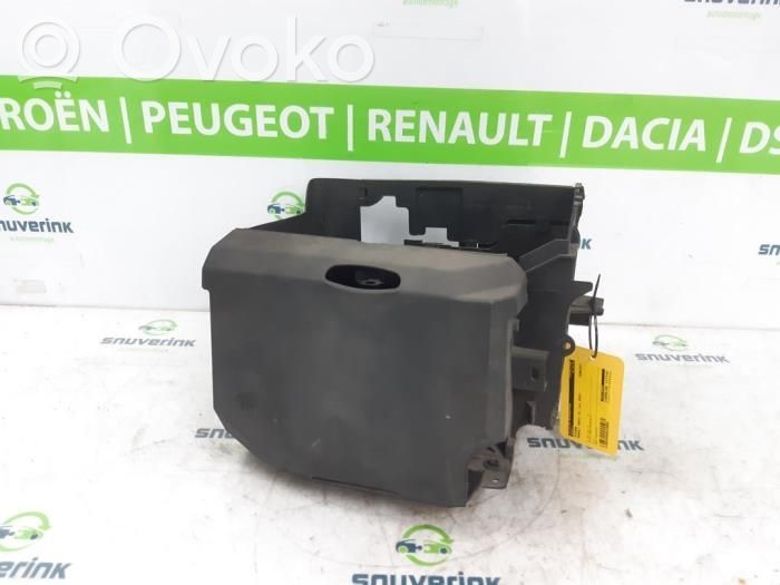 Renault Trafic III (X82) Podstawa / Obudowa akumulatora 
