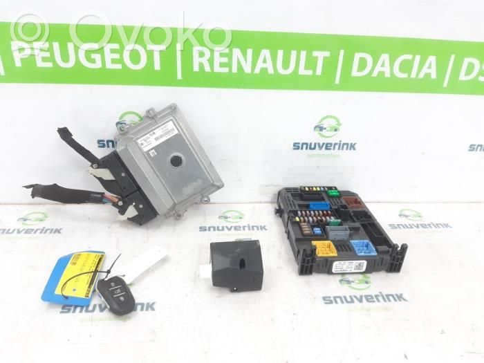 Peugeot 208 II Unidad de control/módulo del motor 