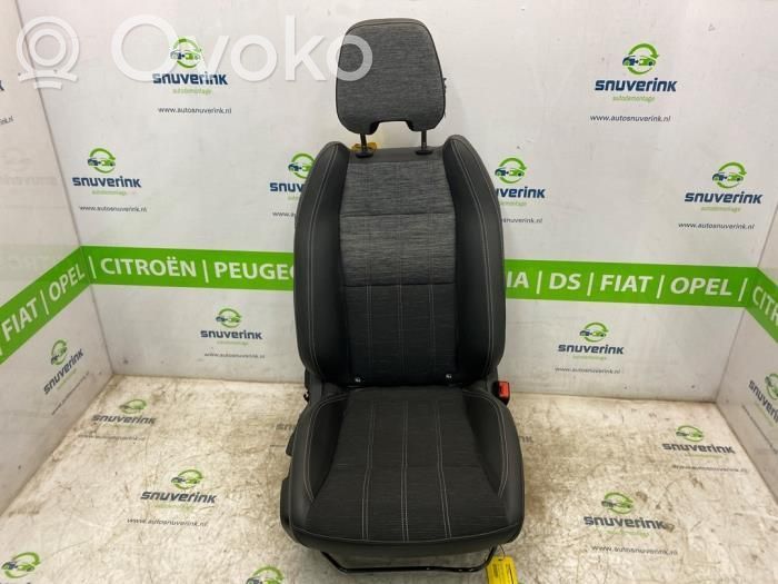 Renault Austral Etumatkustajan istuin 