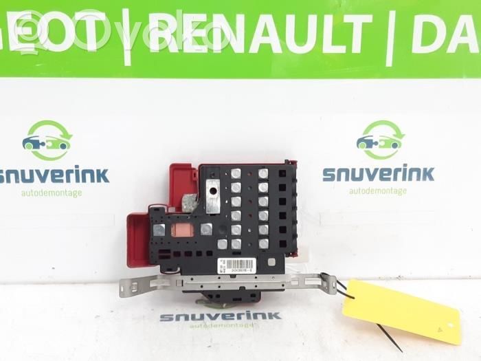Renault Zoe Skrzynka bezpieczników / Komplet 