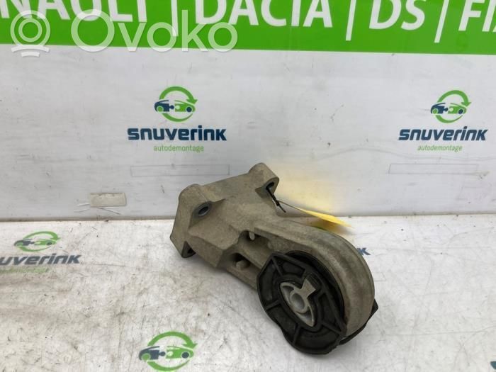 Engine mount bracket   113757025R