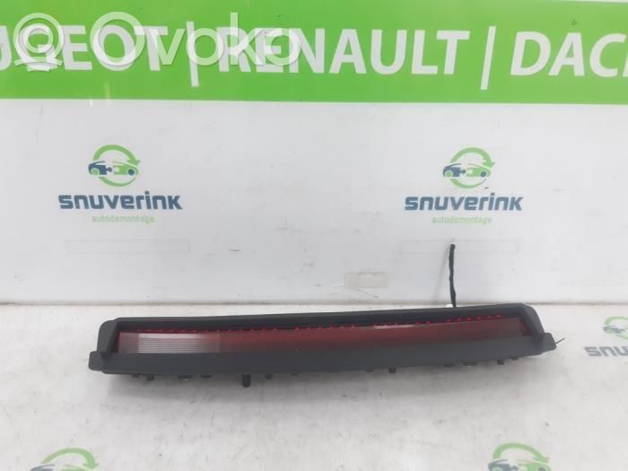 Tesla Model 3 Dritte Bremsleuchte 