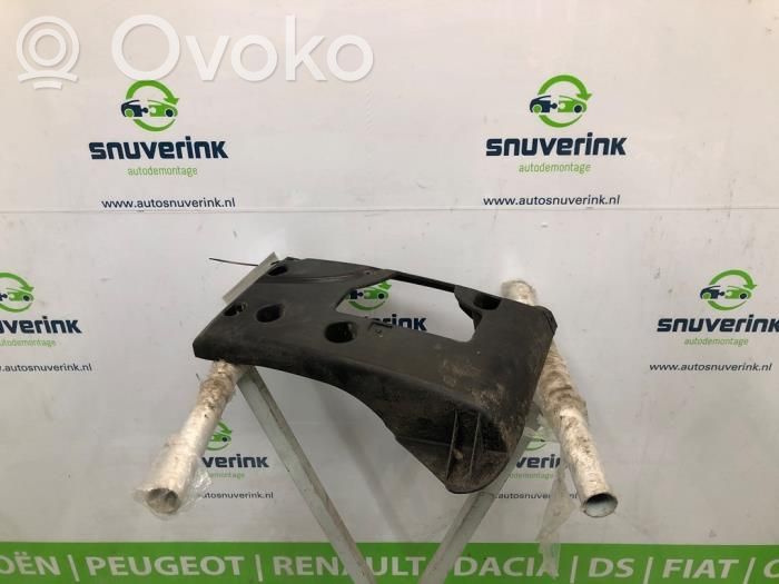 Opel Movano B Suport montare bară spate 