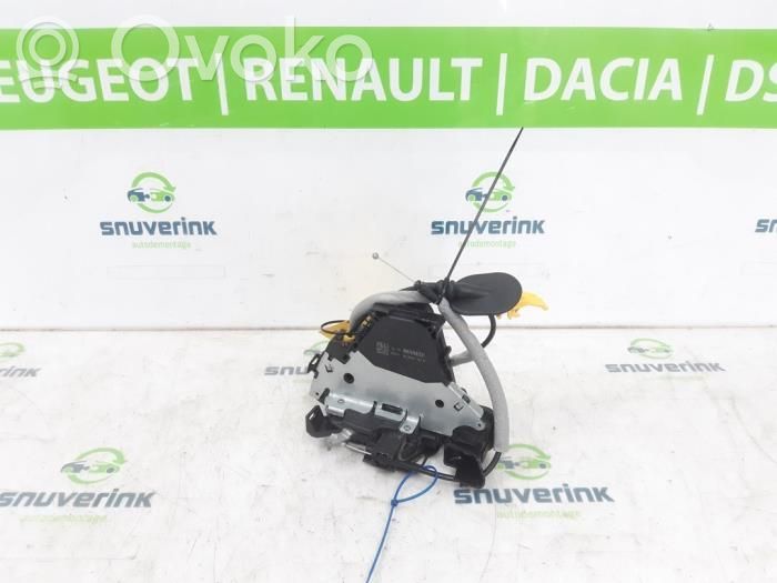 Renault Symbioz Front door lock 