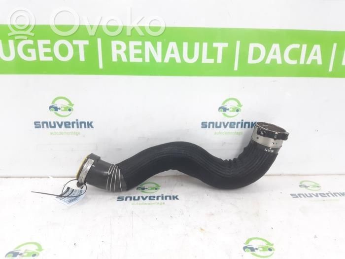 Peugeot 3008 II Tube d'admission de tuyau de refroidisseur intermédiaire