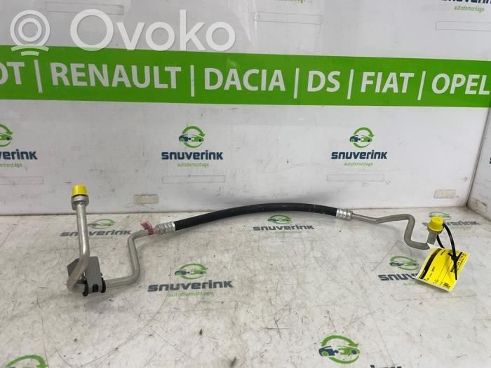 Ilmastointilaitteen putki (A/C)   924C61080R