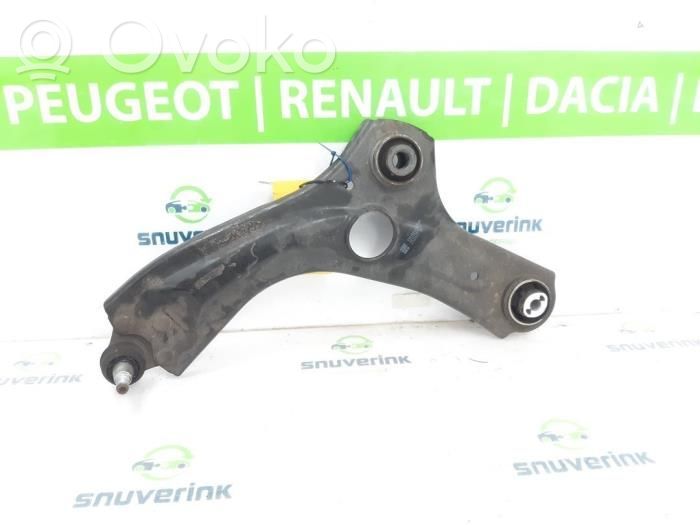 Renault Captur II Wahacz przedni