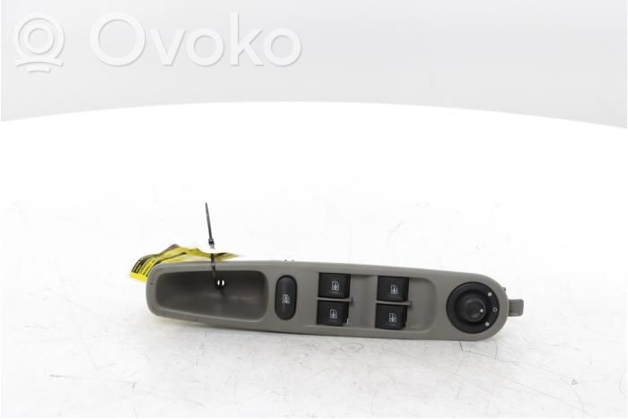 Renault Zoe Electric window control switch 