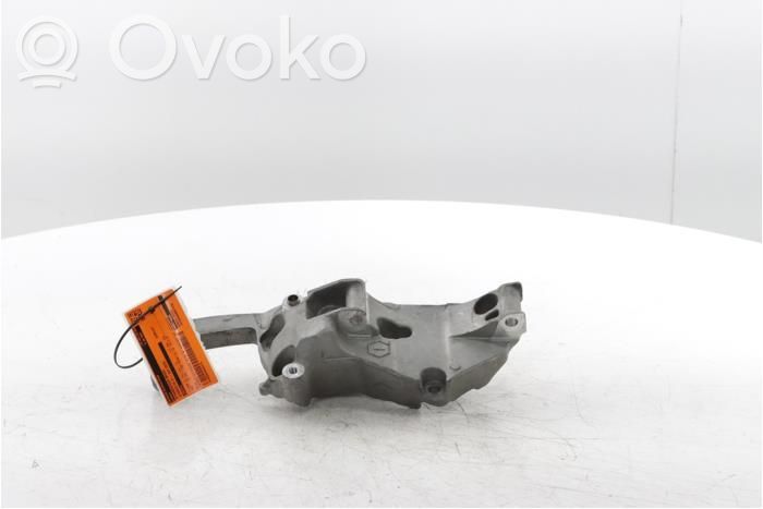 Citroen C4 II Mocowanie alternatora 