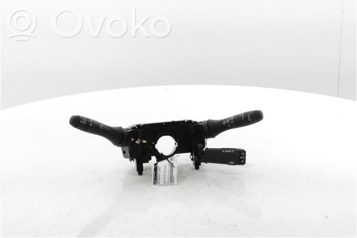 Dacia Duster III Wiper turn signal indicator stalk/switch 