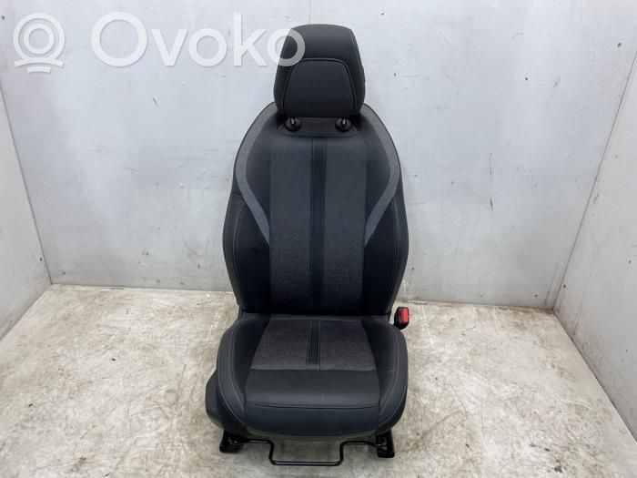 Peugeot 308 Fotel przedni pasażera 