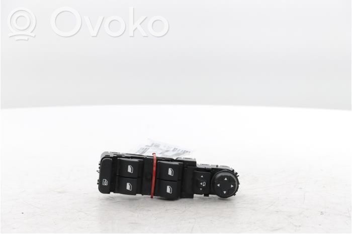 Peugeot 3008 II Przyciski szyb 