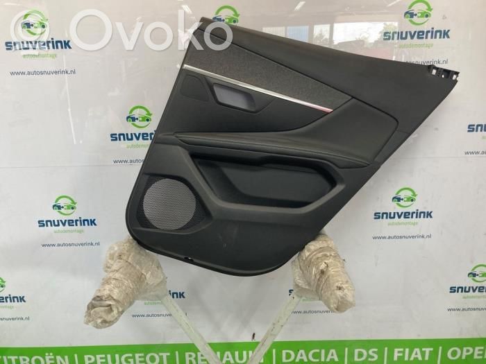 Peugeot 3008 II Rivestimento del pannello della portiera posteriore