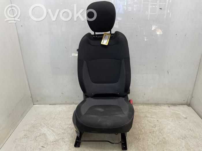 Renault Captur Etumatkustajan istuin 
