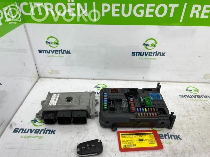 Citroen C4 Cactus Sterownik / Moduł ECU 