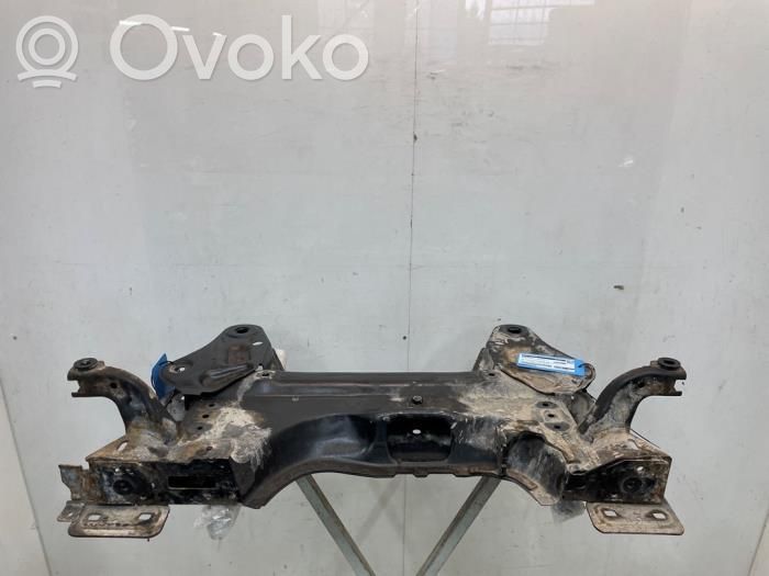 Peugeot 2008 II Front subframe 