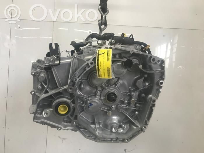 Renault Clio V Manual 5 speed gearbox 