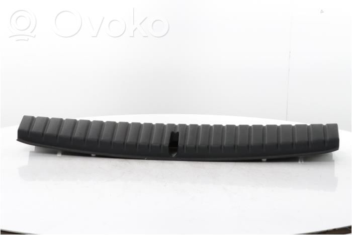 BMW 1 F40 Muu vararenkaan verhoilun elementti 