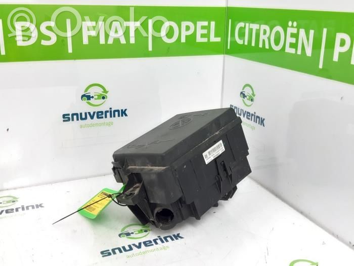 Opel Corsa E Fuse box set 