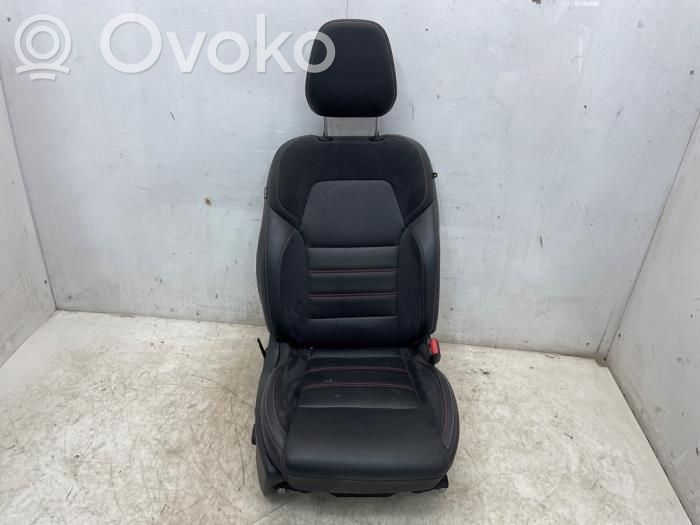 Renault Arkana Fotel przedni pasażera 