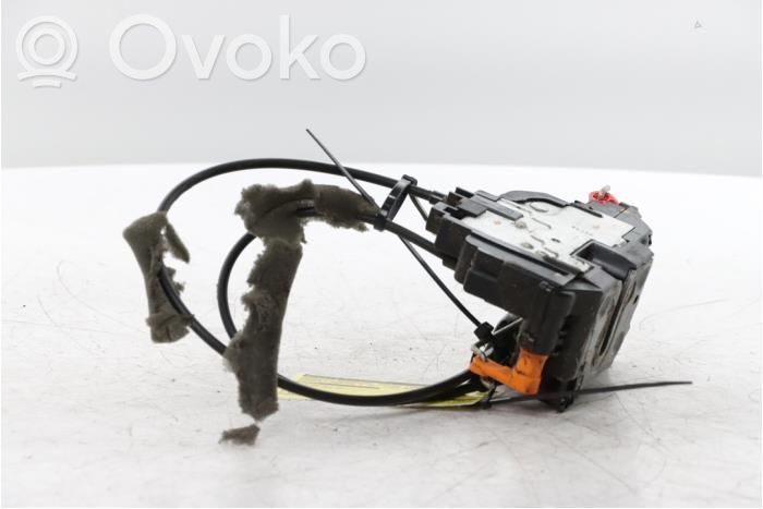 Renault Master III Etuoven lukko 