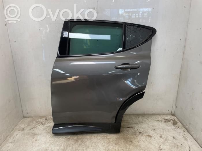 Alfa Romeo Tonale Puerta trasera 
