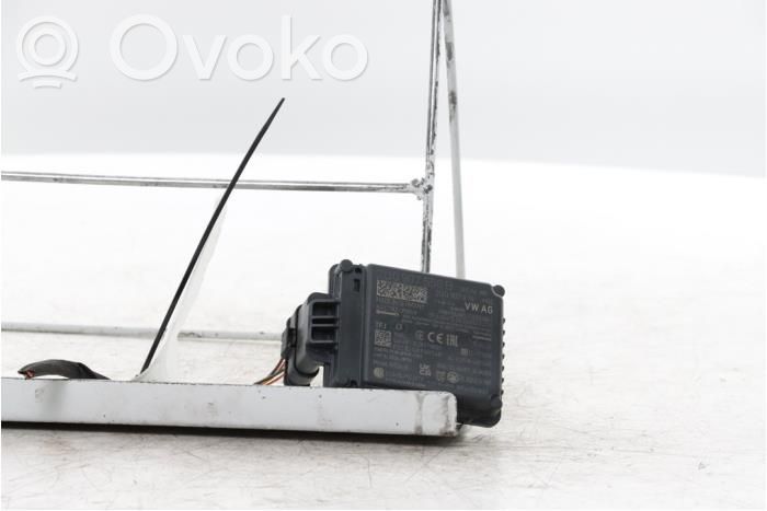 Volkswagen Polo VI Senzor radar distronic 