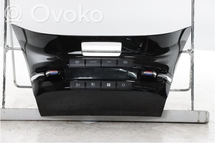 Peugeot 208 I Unitate control climatizare 