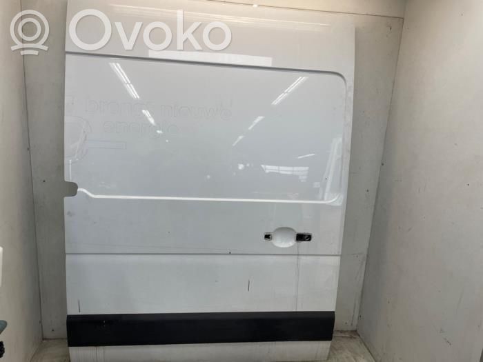Sivuliukuovi   821000245R,8210000Q0J,8210000Q1A,8210000Q1J,8210000Q1L,8210000Q2B,821000239R,821003256R,821006489R,821007388R,821014273R,93197189,95508388,95523867,95523869,95525958