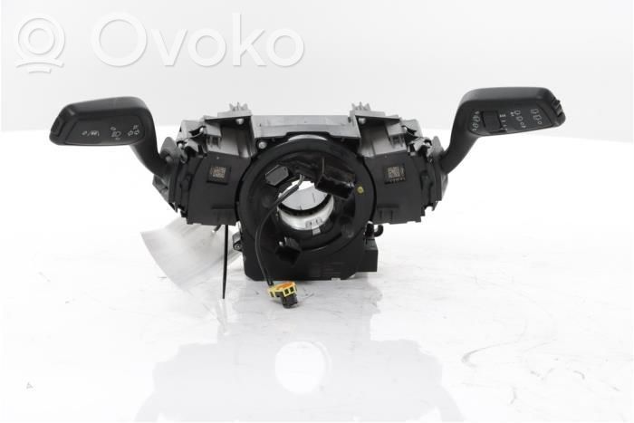 Ford Fiesta Commodo, commande essuie-glace/phare 