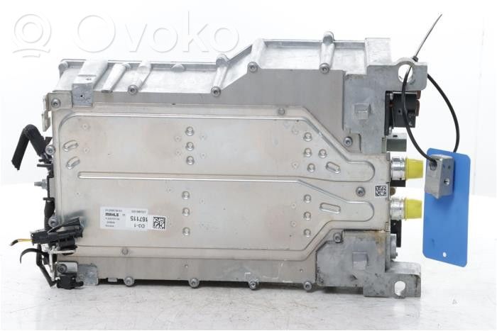 Peugeot 2008 II Chargeur batterie (en option)