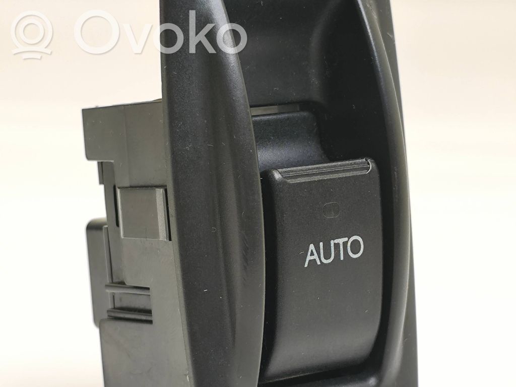 Toyota Corolla Verso E121 Interruptor del elevalunas eléctrico 