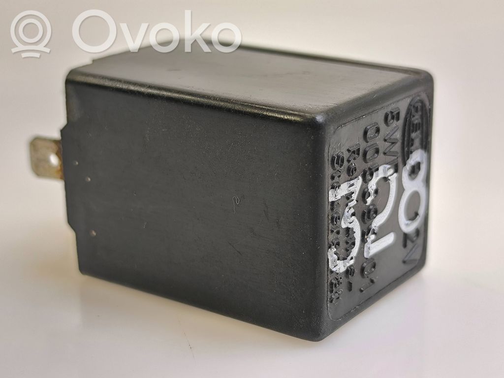 Audi A6 S6 C5 4B Muu rele 