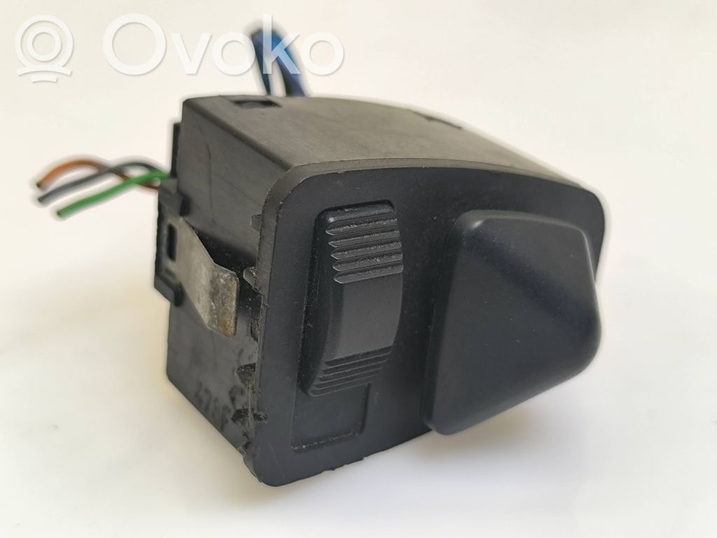 Wing mirror switch   8373691,03200500,533690,478F