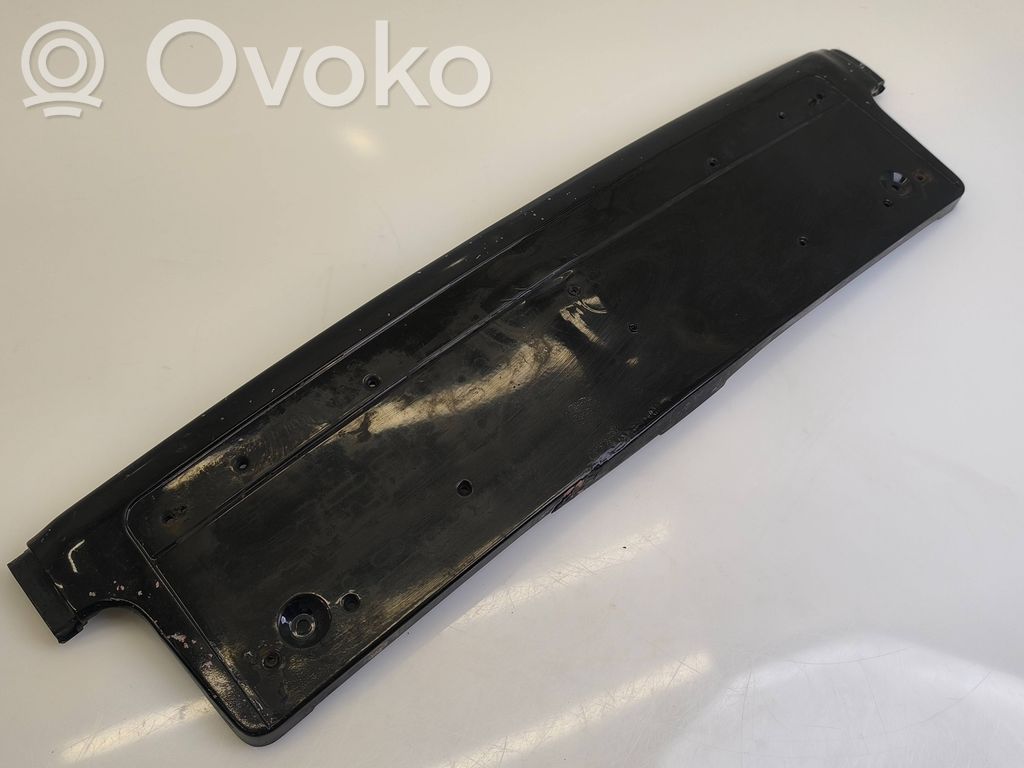 BMW 3 E90 E91 Galinis laikiklis bamperio 