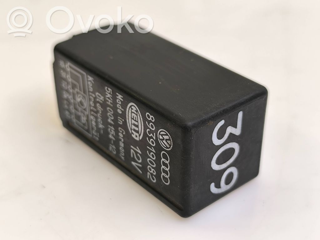 Audi A4 S4 B5 8D Muu rele 