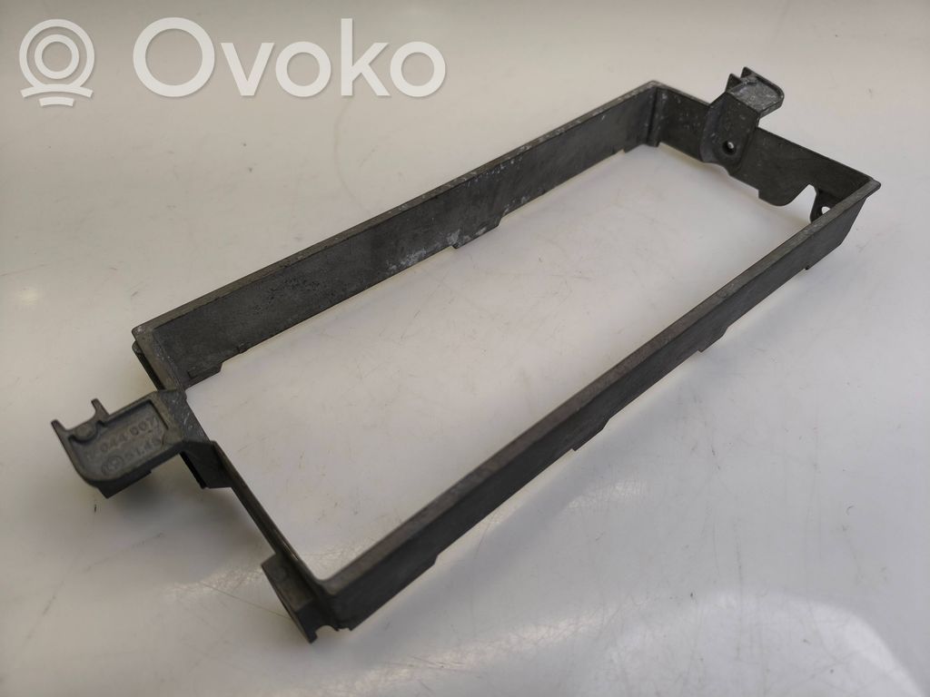 Otras partes del panel de instrumentos   7044007,5145