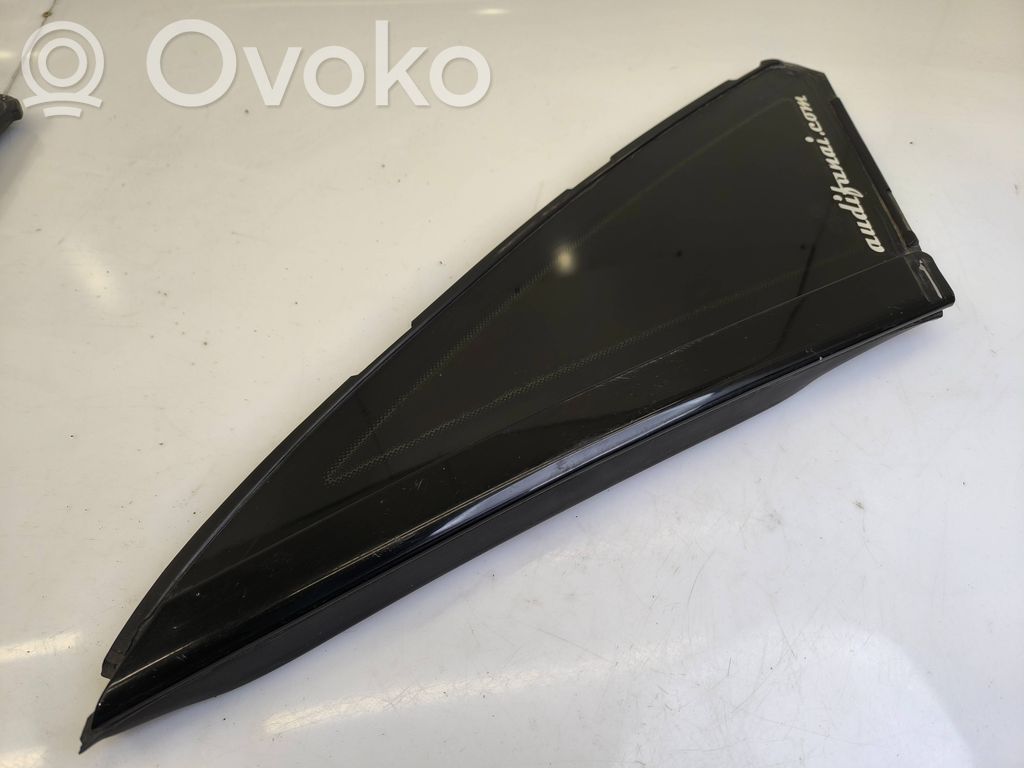 Rear side window   4D0845299