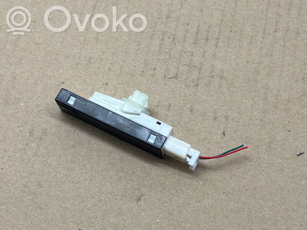 Audi A6 S6 C6 4F Beraktės sistemos antena 