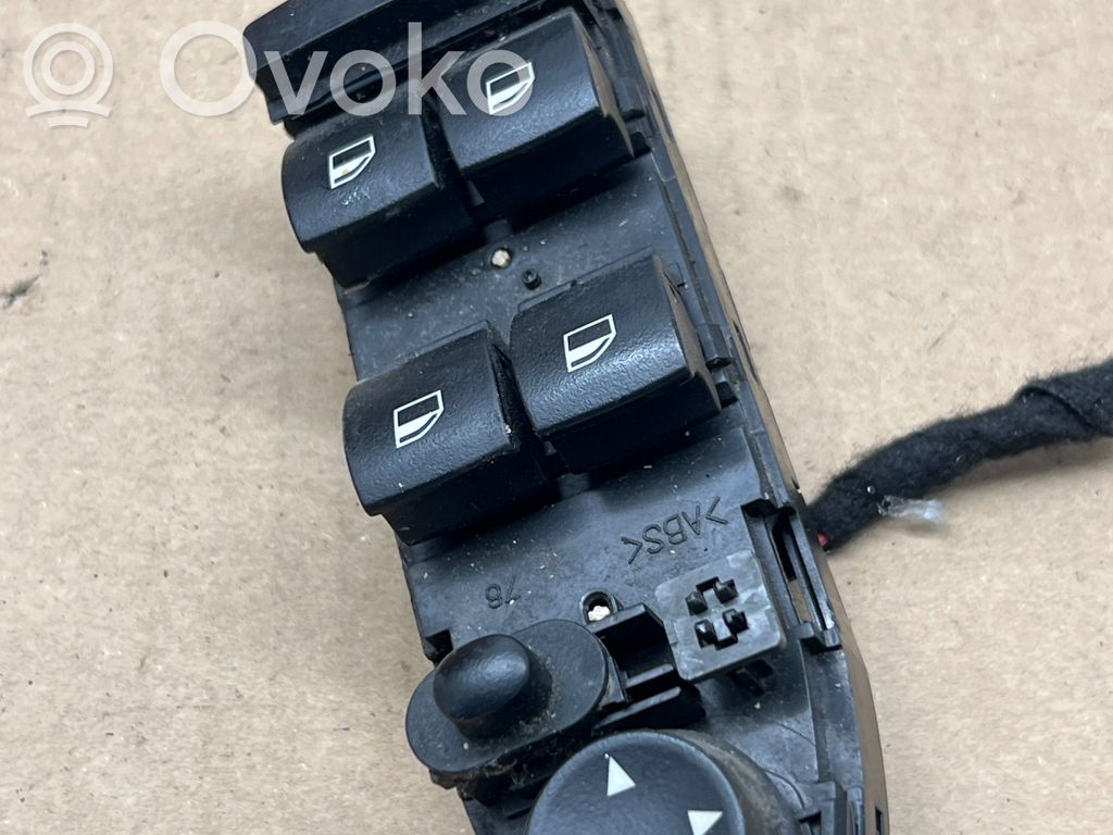 Electric window control switch   9122110,E1485616,MTH51300226