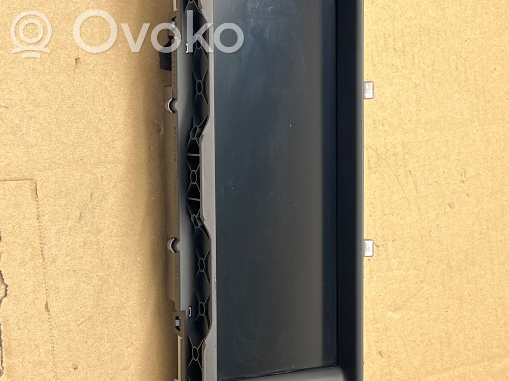 Monitor / wyświetlacz / ekran   F101025,007007003,007003002,008003000,1102204523,9241826,990001047