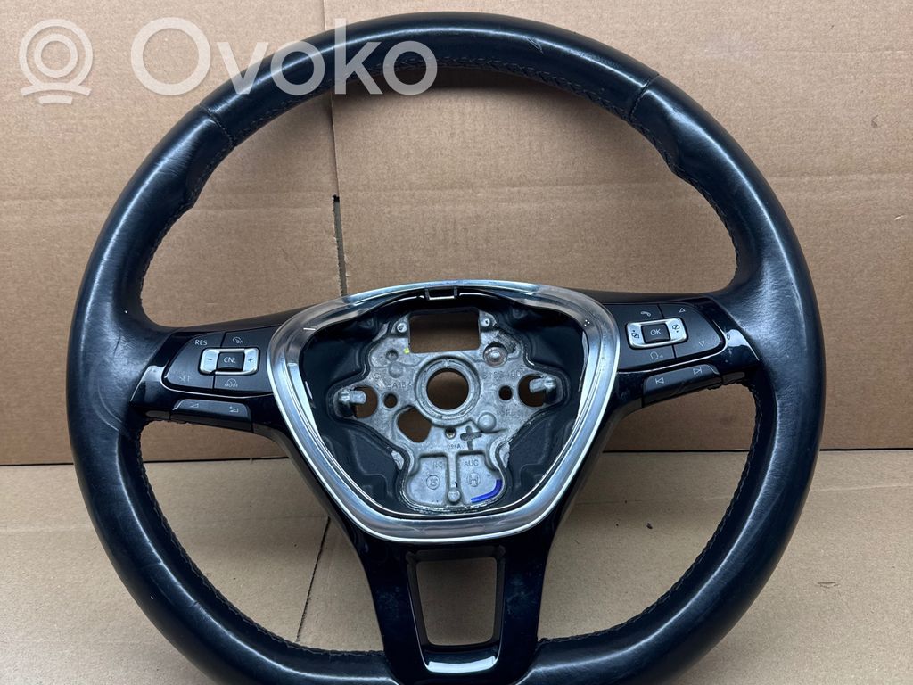 Volkswagen Golf VII Ohjauspyörä 