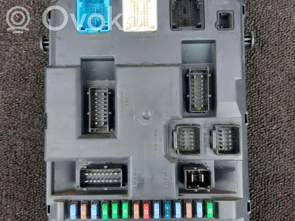 Citroen DS3 Fuse module 