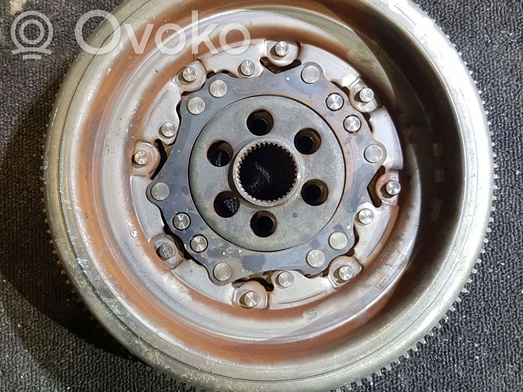 Volkswagen PASSAT CC Dual mass flywheel 